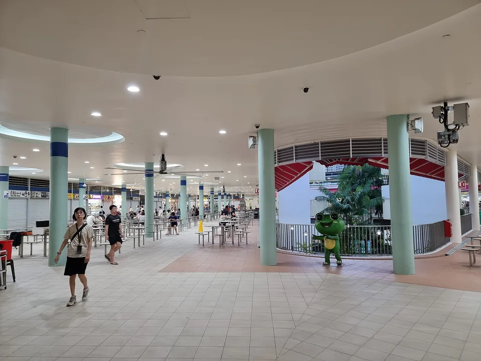 Food centre seating at Tiong Bahru Market